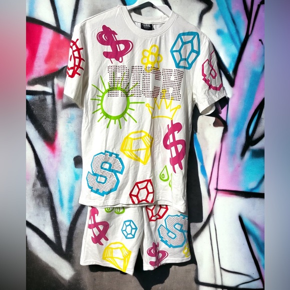 Genuine Streetwear Graffiti Short & Tee Set White and Bright Size Small - Picture 2 of 13
